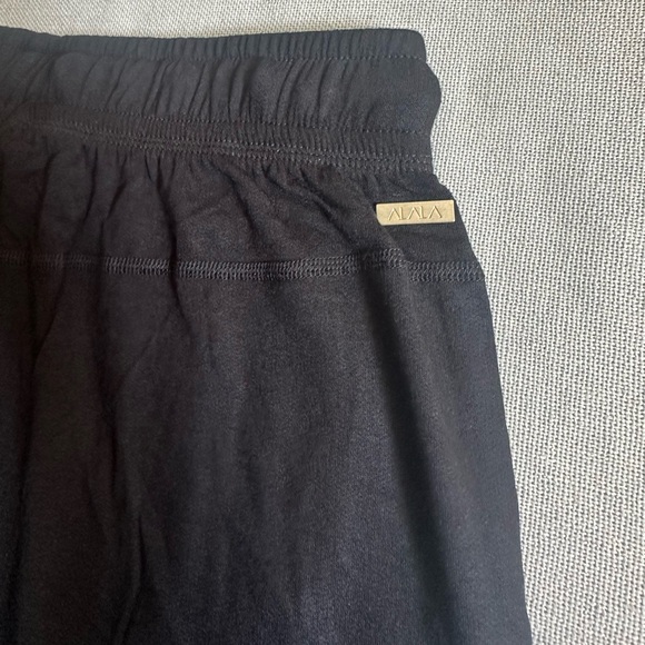 ALALA Heron Active Mesh Detailing Black Shorts New - Picture 7 of 8